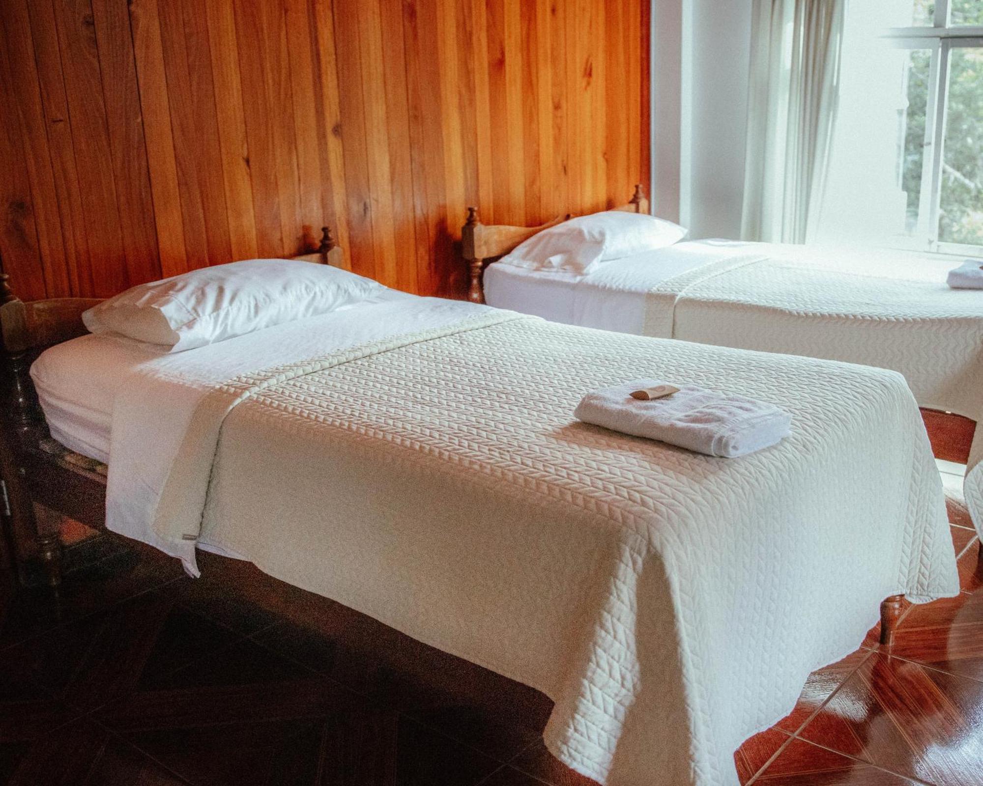 Albergue Turistico Gstir Pozuzo Zewnętrze zdjęcie